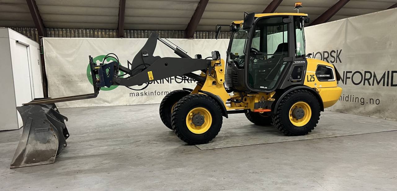 Volvo JL25H