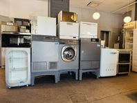 REA: Induktion spis 60/70cm.Tvätt/tork i 1.Torkskåp.Bänkdisk