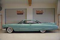 Cadillac Coupe de Ville 2-dr HT V8 390 4v HydraMatic automat