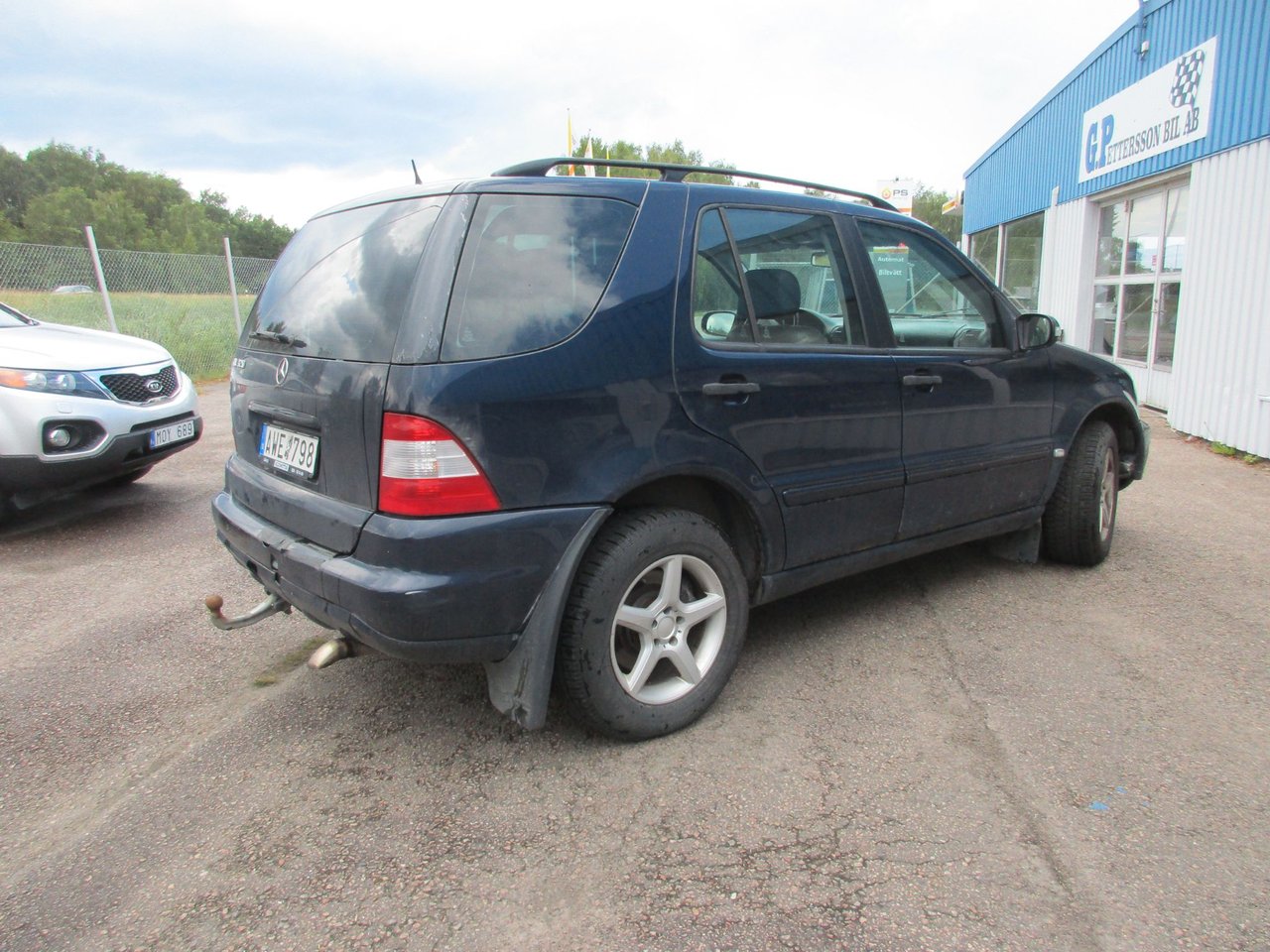 Mercedes-Benz ML 320 Automatic, 218hp, 2002