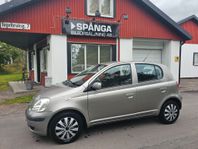 Toyota Yaris 5-dörrar 1.0 VVT-i, SoV-Hjul, 13500 Mil