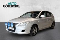 Hyundai i30 1.6 CRDi 116hk 2-ägare Automat USB AUX