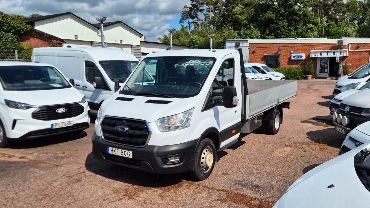 Ford Transit 350 Chassi Cab 2...