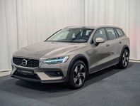 Volvo V60 Cross Country D4 AWD Momentum Eu6|B-kam|Drag|GPS|