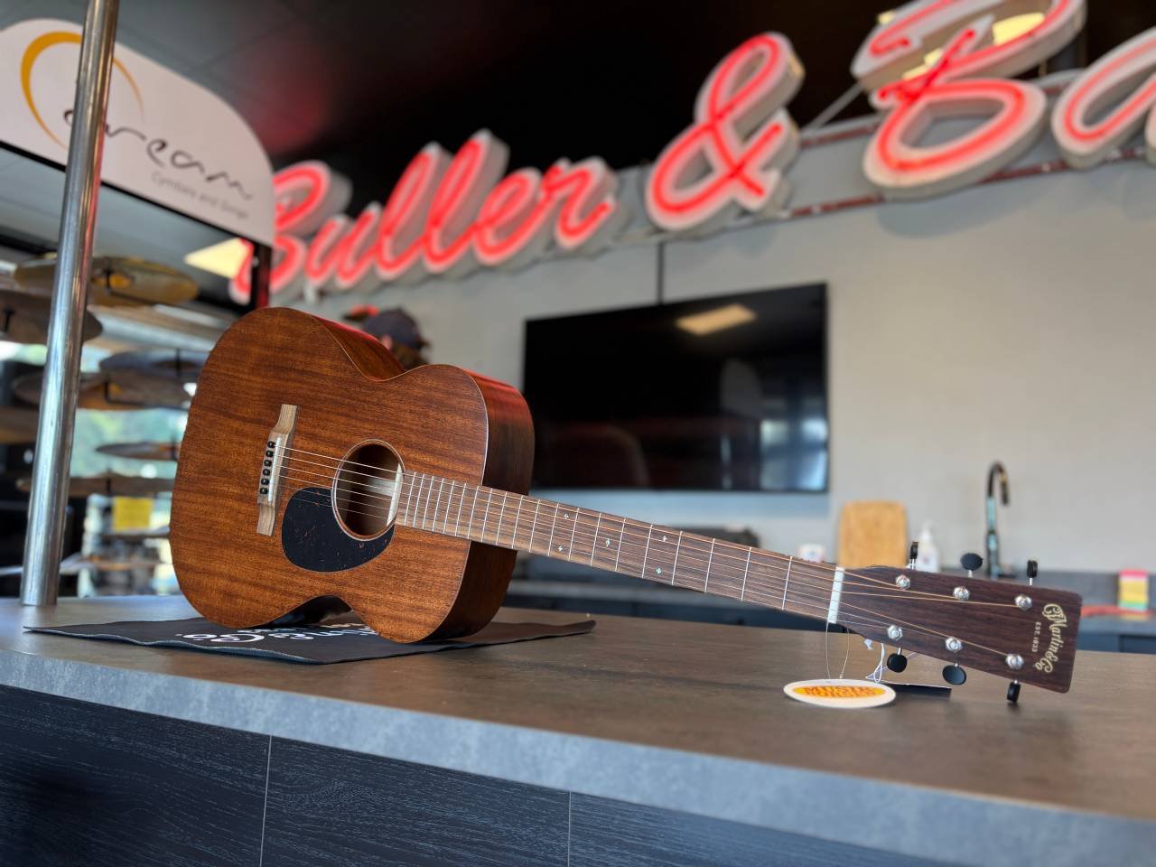 Martin 000-15M
