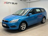 Ford Focus Kombi 1.8 Flexifuel Titanium, Trend Dragkrok AUX