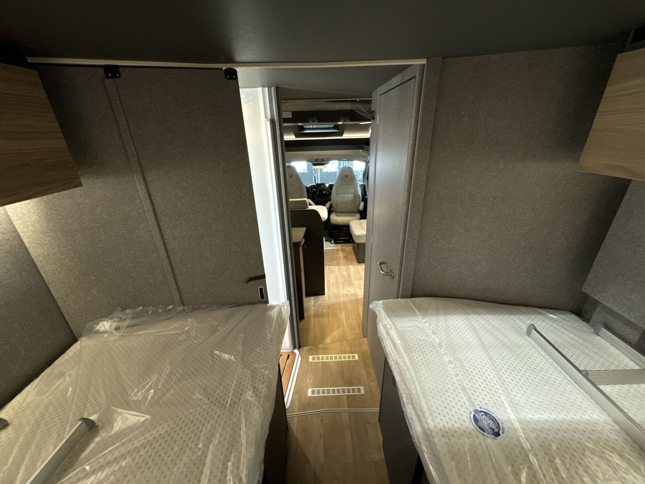 Fiat Ducato Conversion Karosseri Platform 2.2 Multijet 140 Automatisk, 8-trinn, 140hk, 2025