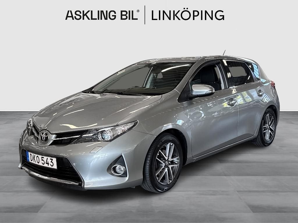 Toyota Auris 1.6 Valvematic Multidrive S, 132hp, 2015