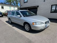Volvo V70 2.4 170hk Kinetic Dragkrok Endast 12 200 Mil