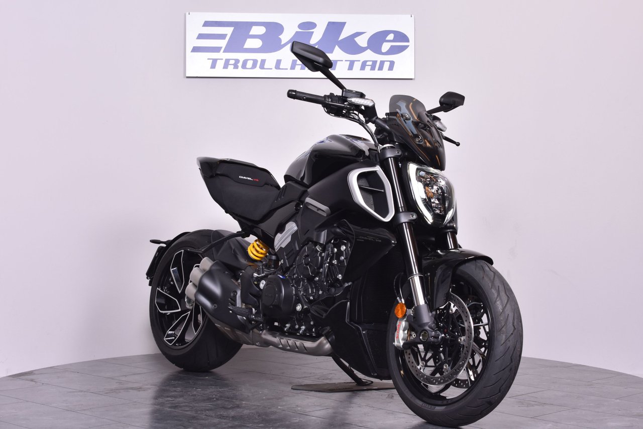 Ducati DIAVEL V4! FINT SKICK!...