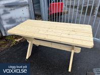 Nytillverkat utebord, obehandlat B690
