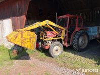 Traktor Massey Ferguson 135 S