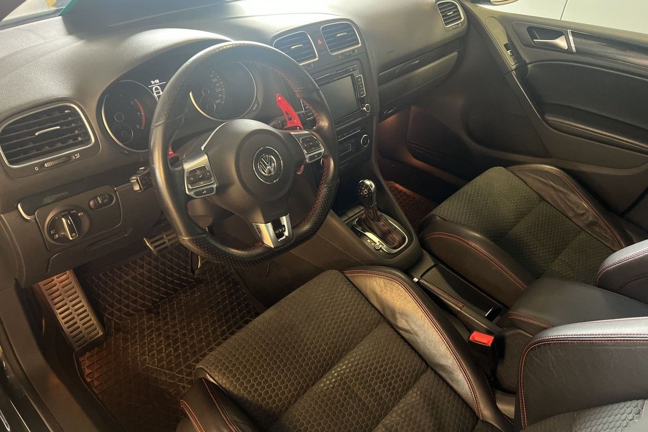 Volkswagen Golf 5-door GTI Edition 35 2.0 TSI DSG sekvensiell, 6-trinn, 235ps, 2012