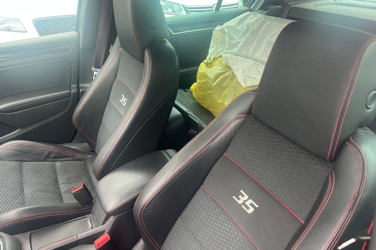 Volkswagen Golf 5-door GTI Edition 35 2.0 TSI DSG sekvensiell, 6-trinn, 235ps, 2012