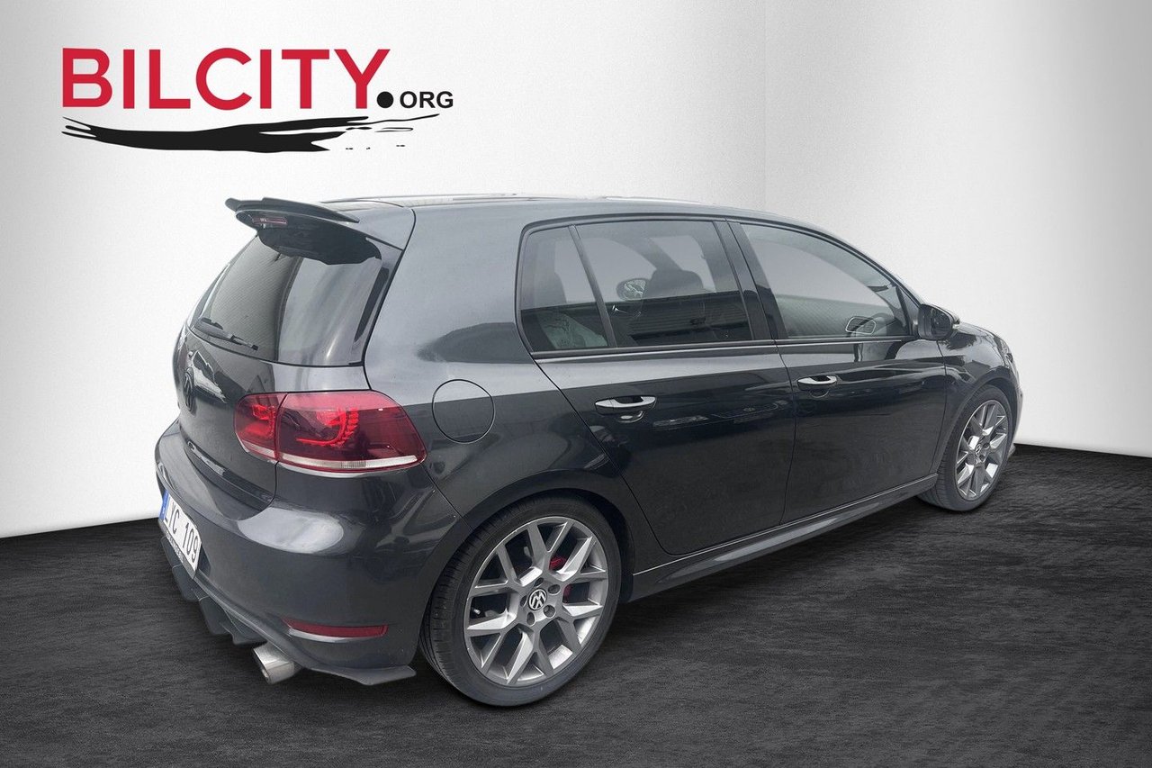 Volkswagen Golf 5-door GTI Edition 35 2.0 TSI DSG sekvensiell, 6-trinn, 235ps, 2012