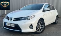 Toyota Auris Hybrid e-CVT EditionFeel|B-kamera|Ny-Serv|136hk
