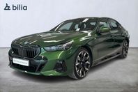 BMW 530e xDrive M-sport Pro | Panorama | B&W | Drag | 21" |