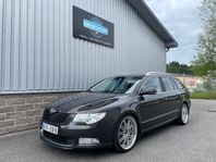 Skoda Superb Kombi 1.8 TSI 4x4 Elegance / Drag / 19”