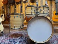 Ludwig 3-Ply Butcher Block Clear Interior 70's