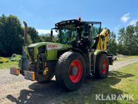Traktor Claas Xerion 3800 Trac VC med kran oc