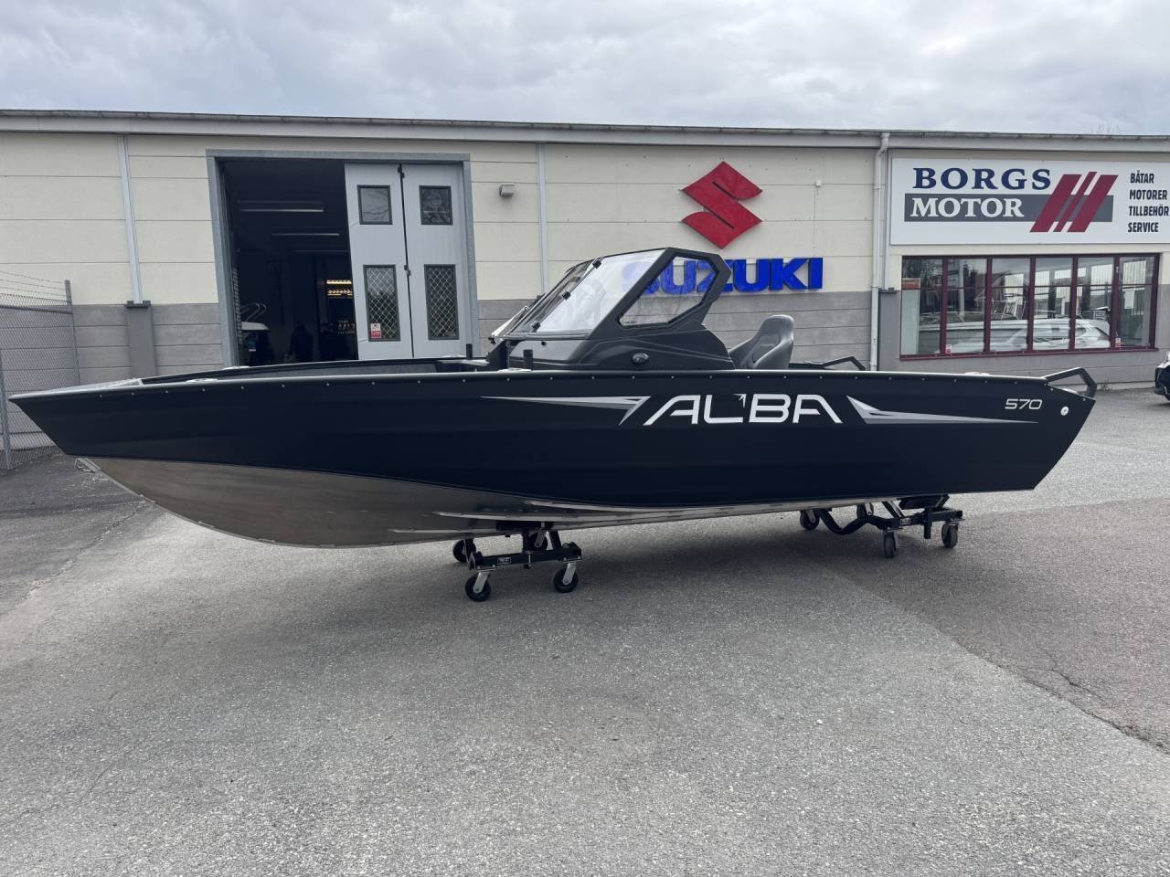 Alba 570 +Suzuki DF150 paket,...