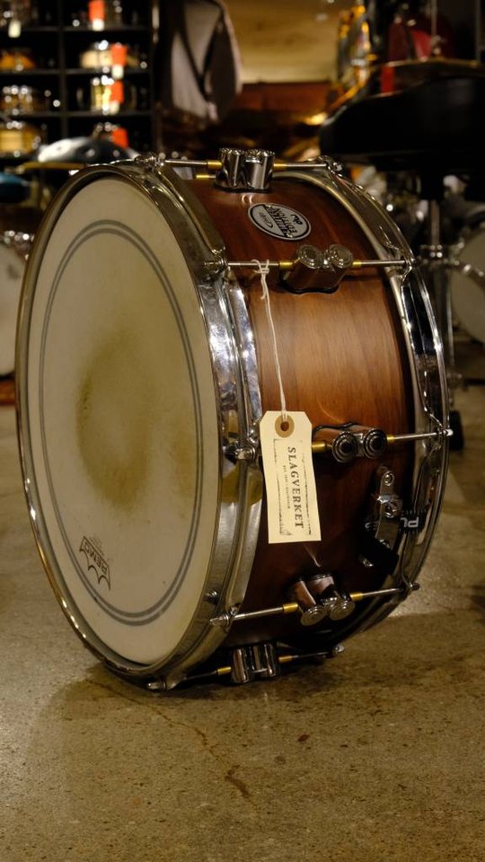 Limited Edition Valnöt 14x6 v...
