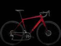 Trek Domane Al 2 Gen 4 Röd Fade Nyhet Skivbromsar