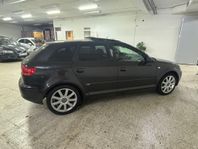 Audi A3 Sportback 2.0 TDI 140hk S-Line | Taklucka