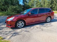 Subaru Legacy 2.5i 4WD-AUT-UNIK ENDAST 10400MIL-TOPPSKICK!