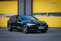 Volvo V60 T8 AWD 392hk R-Design | PANO | KAMERA | DRAG | S&V