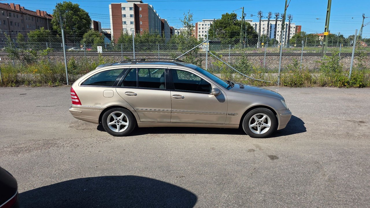 Mercedes-Benz C 200 T Kompressor Automatic, 163hp, 2003