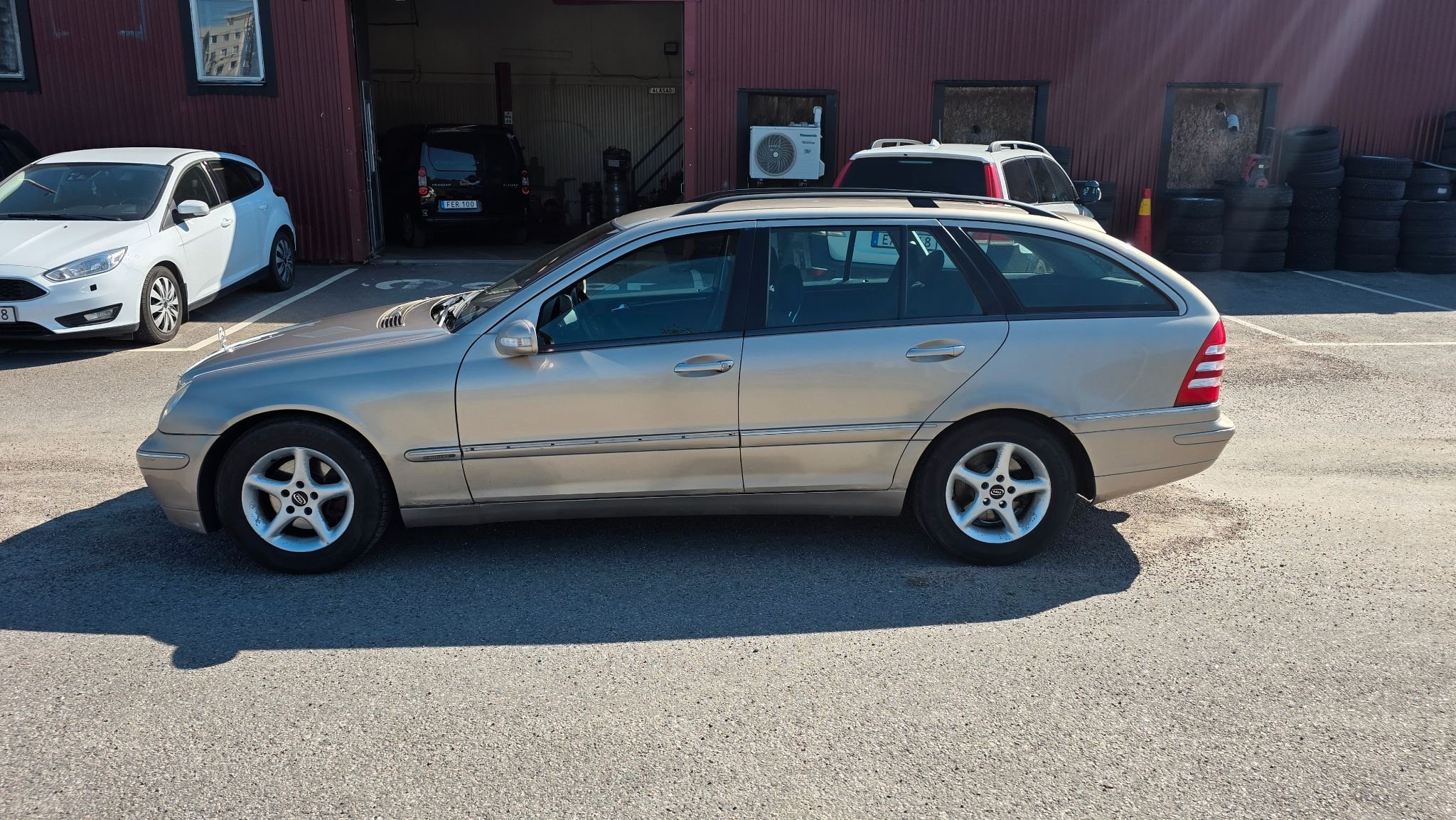 Mercedes-Benz C 200 T Kompressor Automatic, 163hp, 2003