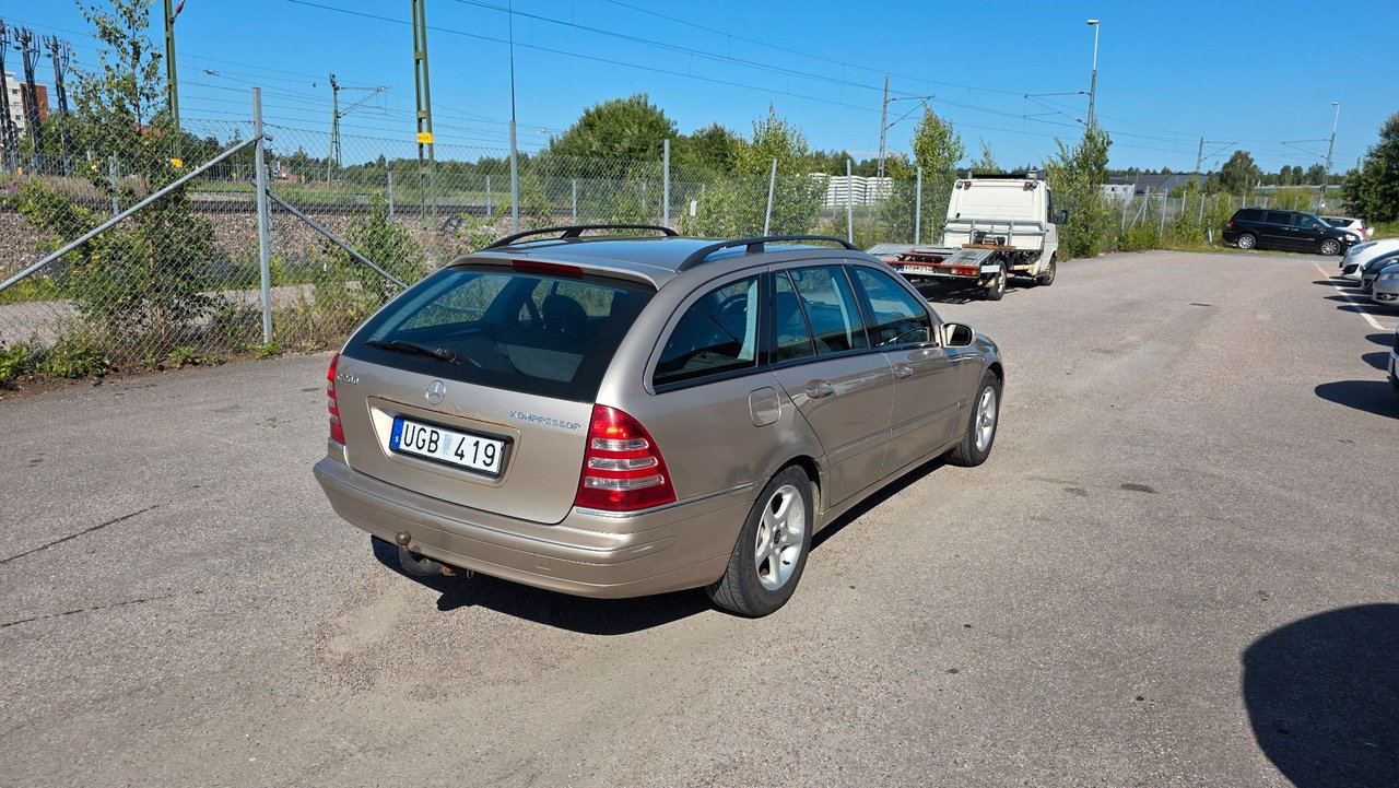 Mercedes-Benz C 200 T Kompressor Automatic, 163hp, 2003