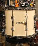 Majestic 15 x12 Marschvirvel
