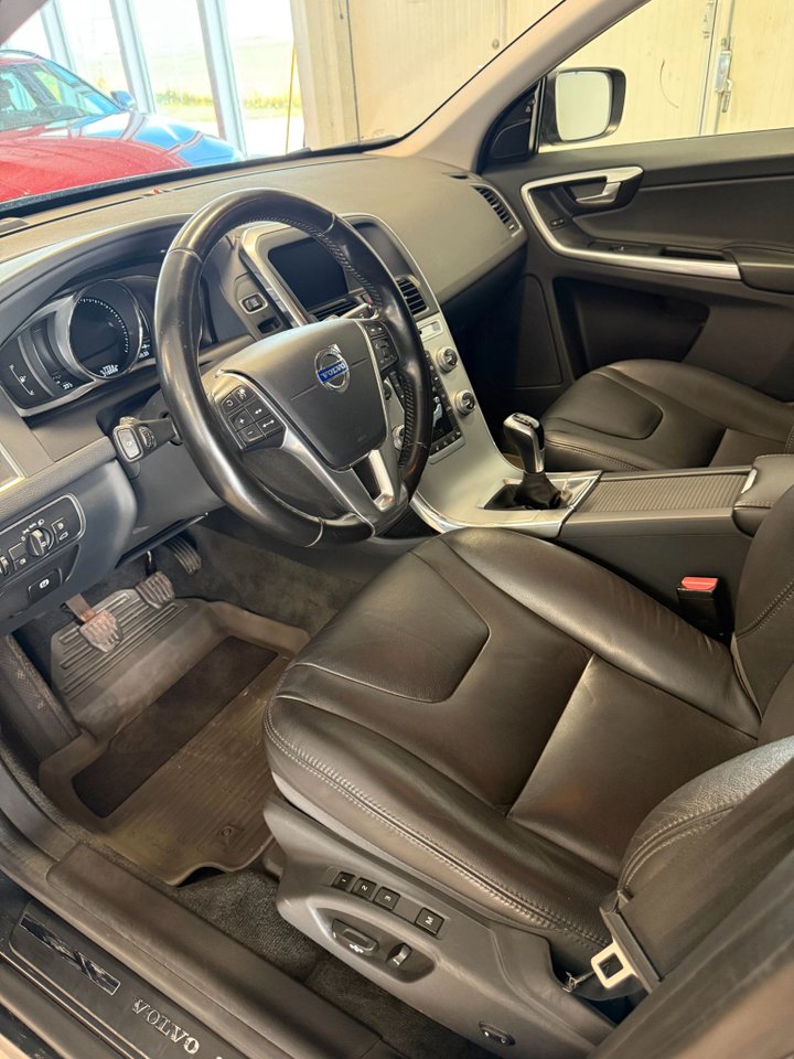 Volvo XC60 D4 Manuell, 190hk, 2017