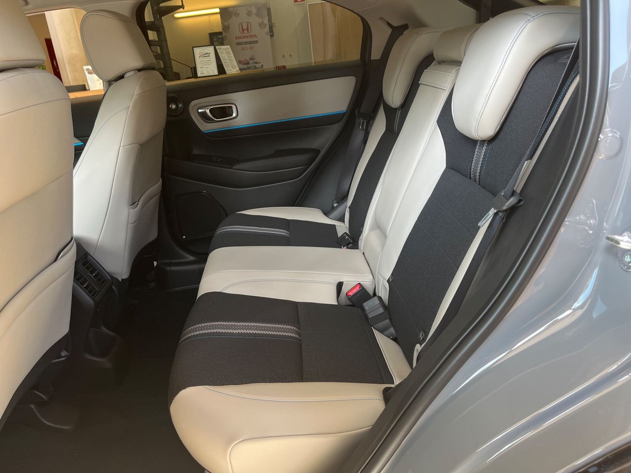 Honda HR-V e:HEV 1.5 i-MMD e-CVT, 146hp, 2025