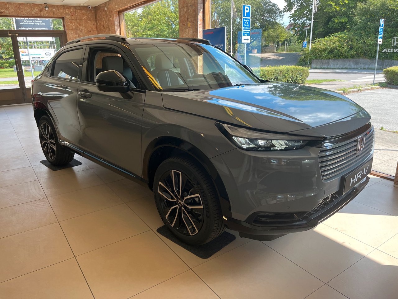 Honda HR-V e:HEV 1.5 i-MMD e-CVT, 146hp, 2025