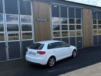 Audi A3 Sportback 1.6 TDI S Tronic Attraction, Comfort Euro
