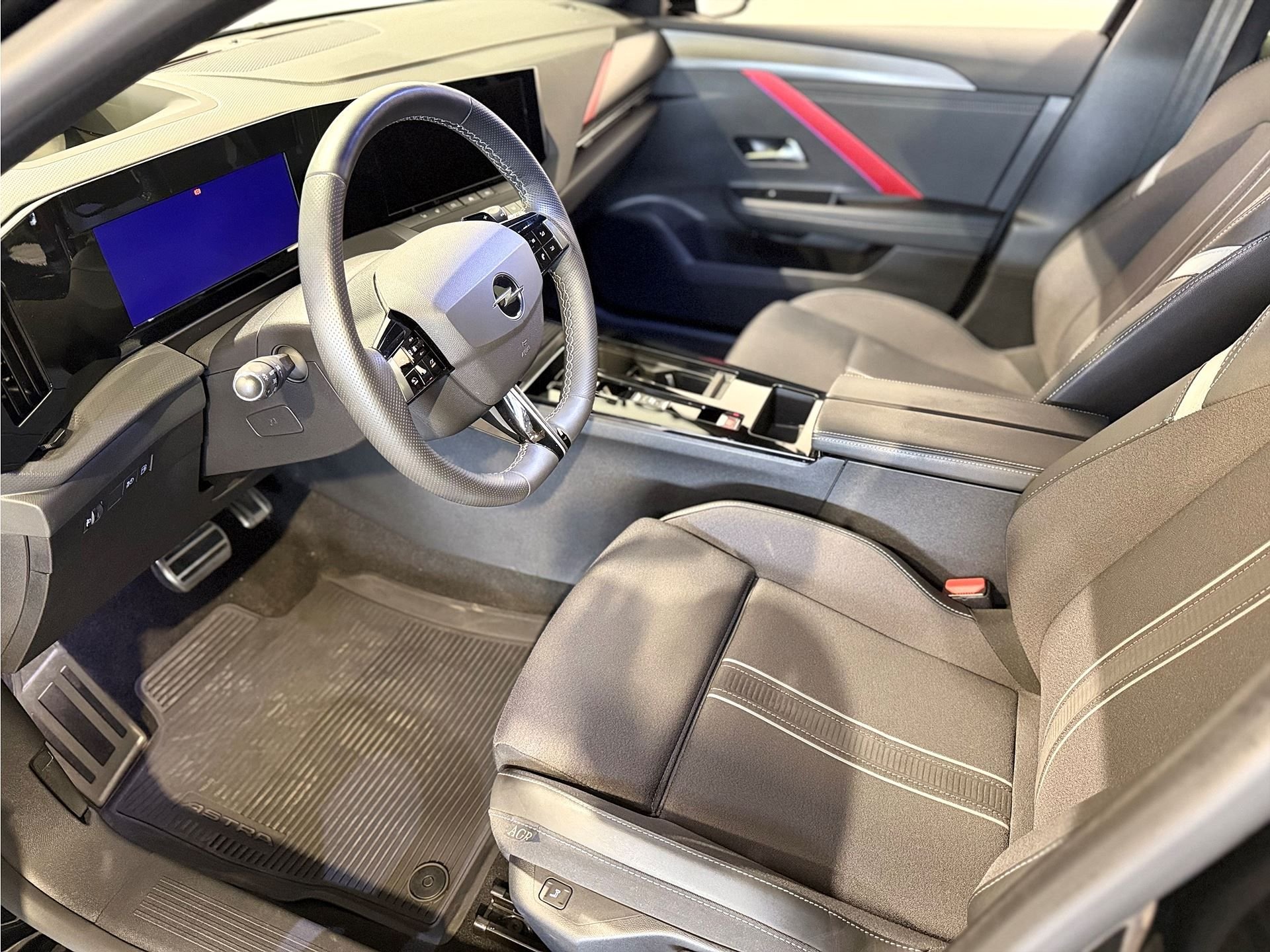 Opel Astra Plug-In Hybrid 180 Automatic, 180hp, 2022