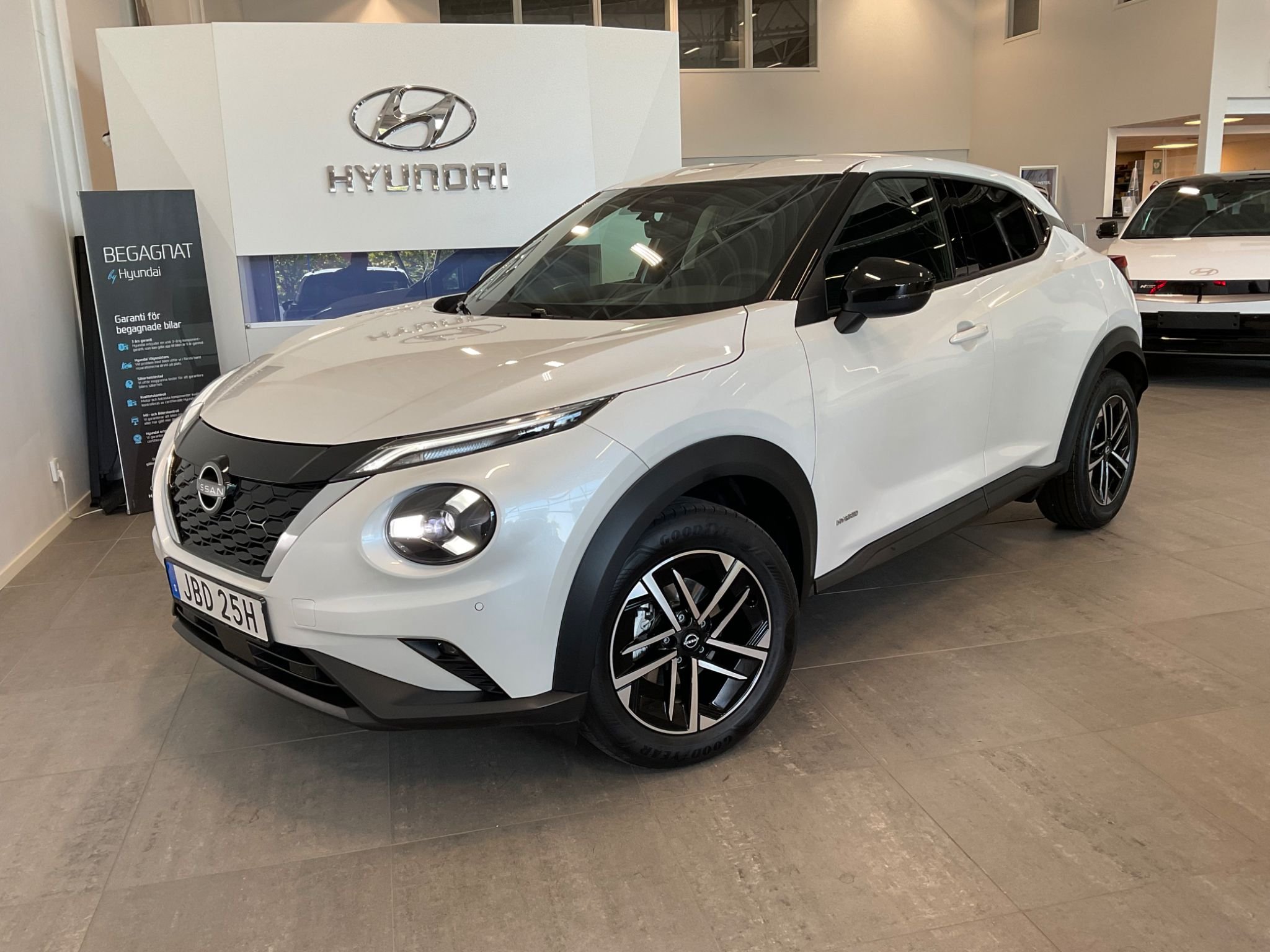 Nissan Juke Hybrid Automatic, 4-trinn, 143hk, 2024