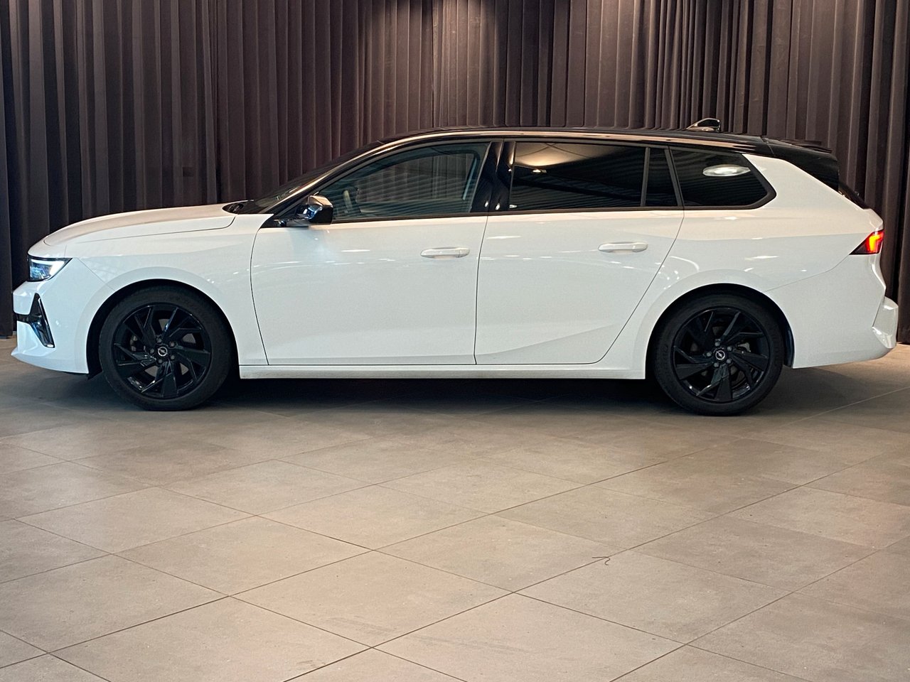 Opel Astra Sports Tourer 1.2 Turbo 130 Automatic, 130hp, 2024