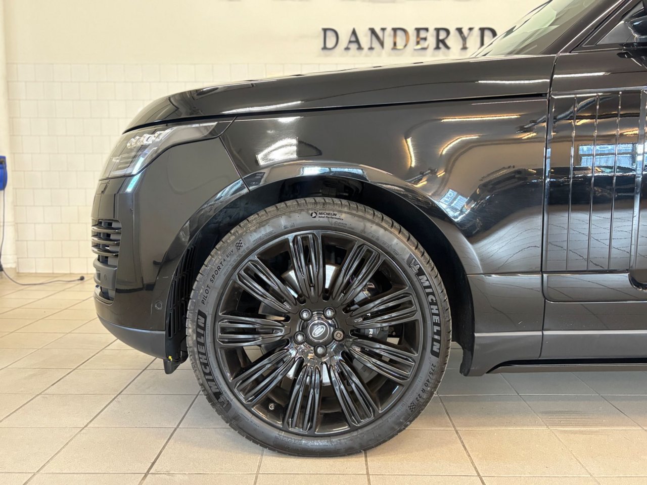 Land Rover Range Rover P525 5.0 V8 AWD Automatic, 525hp, 2019