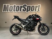 Kawasaki Z900 *Helsystem Akrapovic*