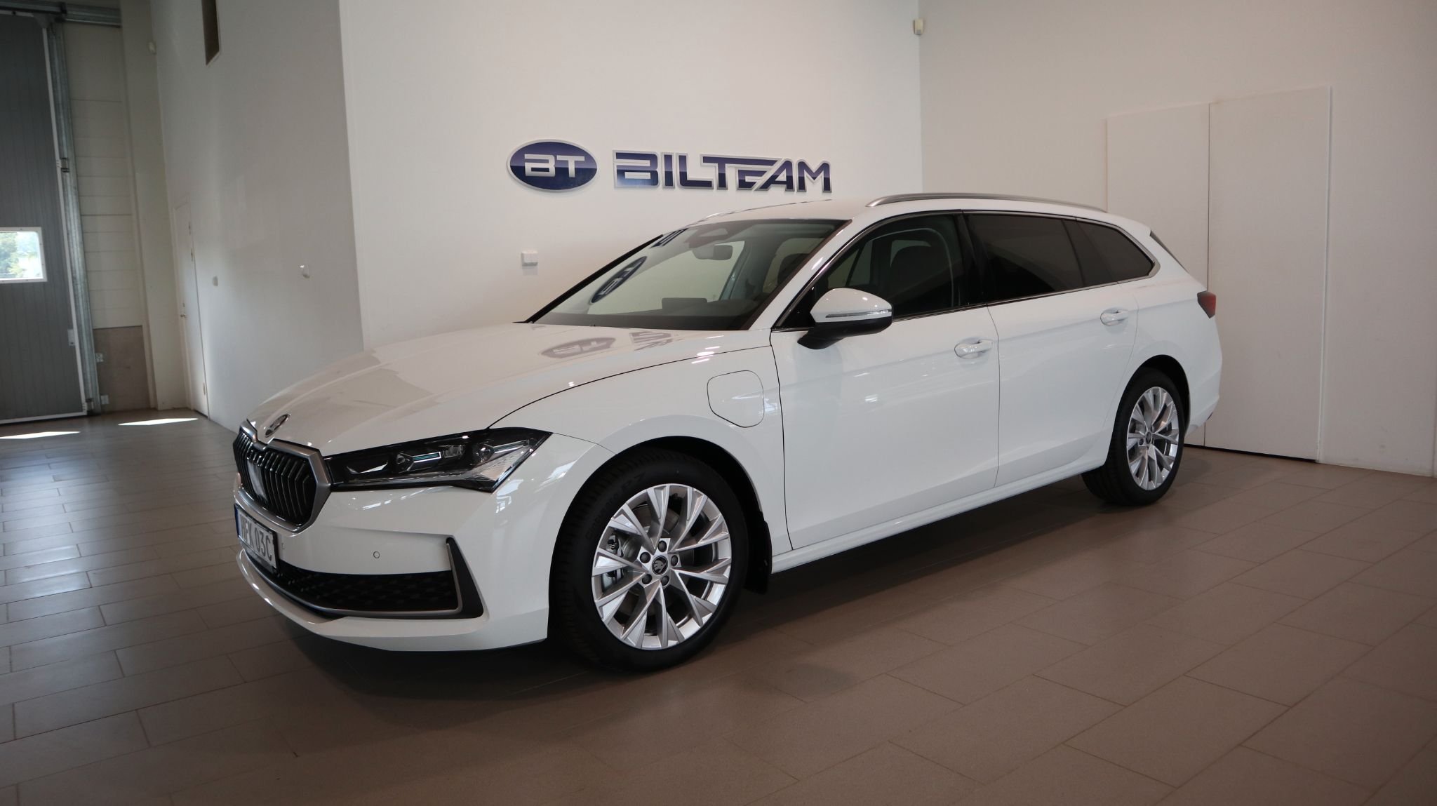 Škoda Superb iV Kombi DSG Sekventiell, 204hk, 2025
