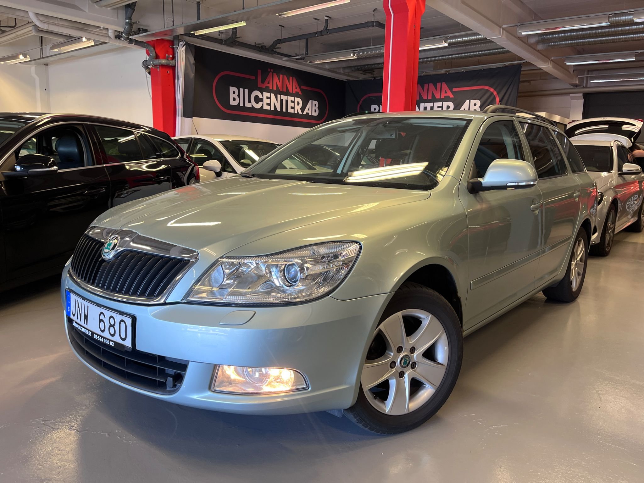 Škoda Octavia Combi 1.6 MPI Multifuel Manual, 102hp, 2011