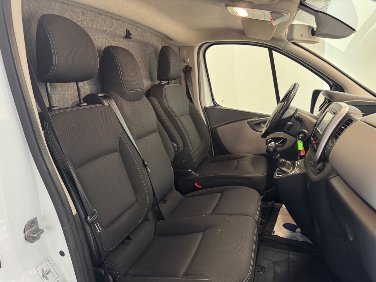 Renault Trafic Skåpbil 2.9t 1.6 dCi Manuell, 120hk, 2015