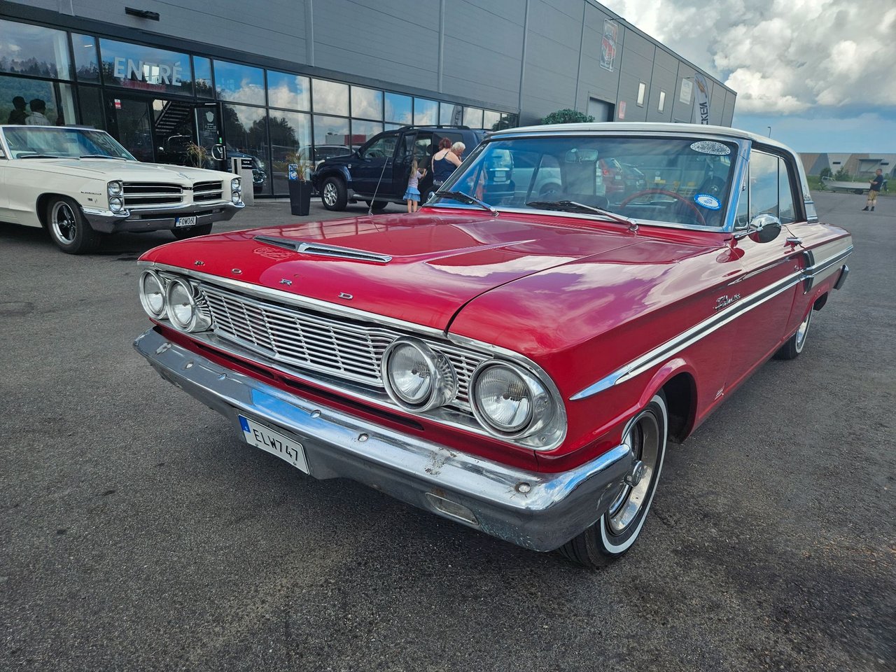 Ford Fairlane 500 Sports Coup...