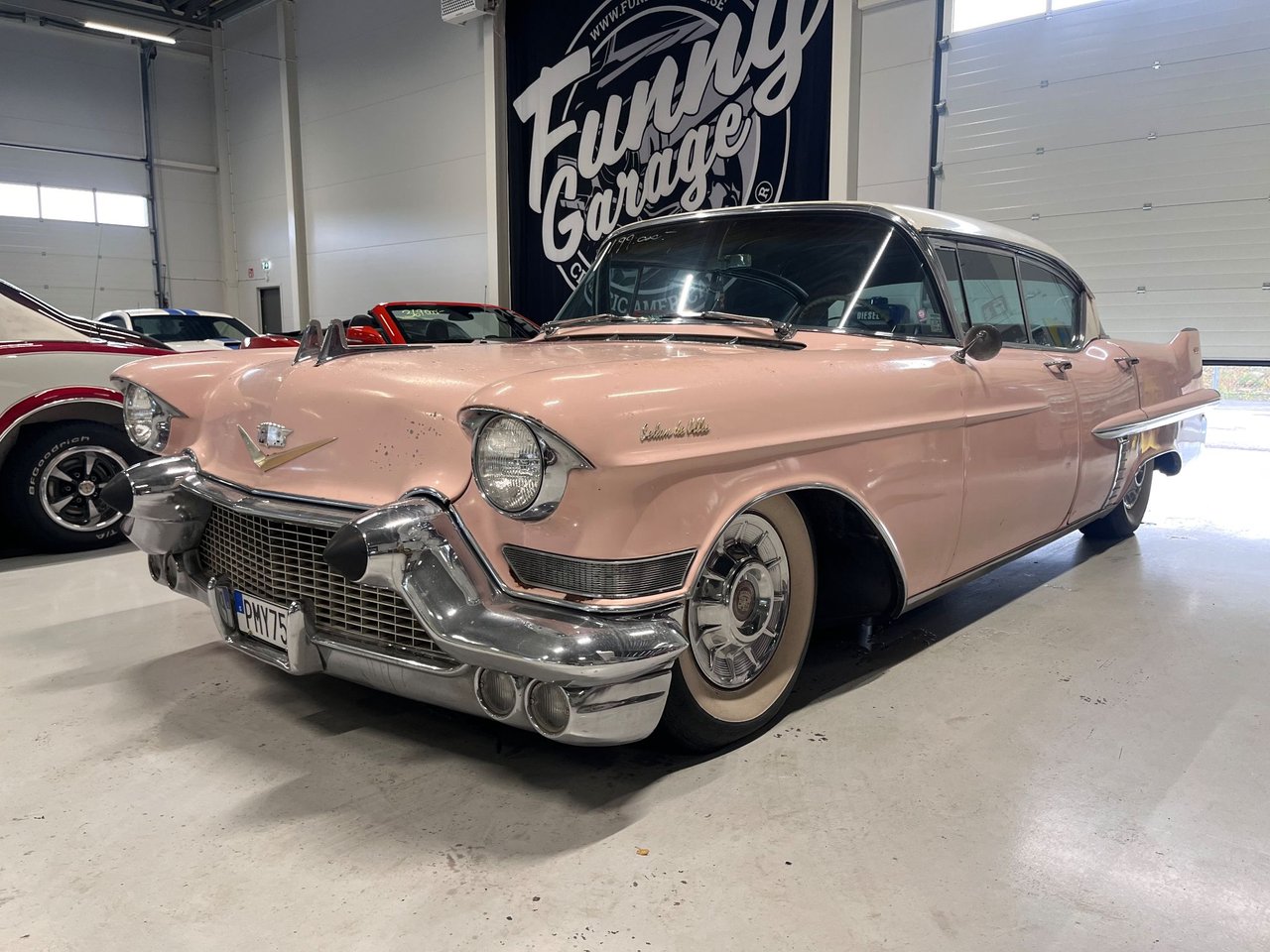 Cadillac De Ville Sedan 1957 ...