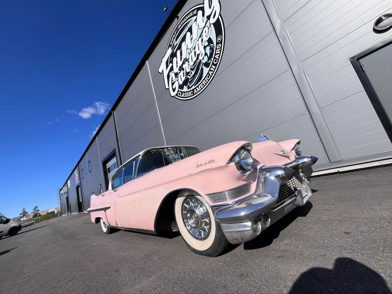 Cadillac De Ville Sedan 1957 ...