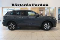 Volkswagen Tiguan 1.5 eTSI Life Pano H&K Värmare Drag V-Hjul